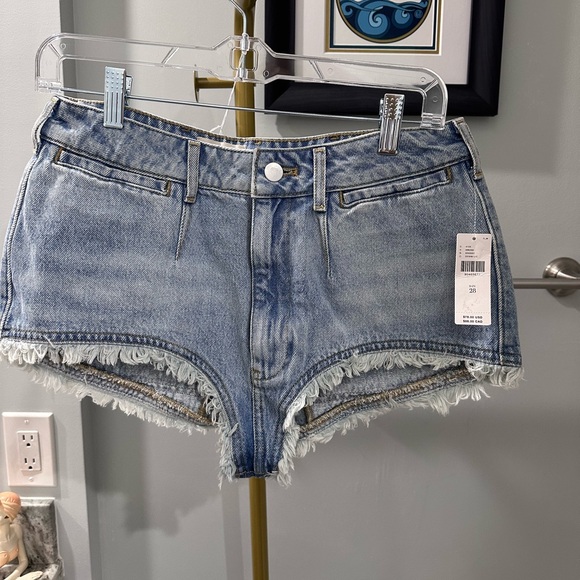NWT Anthropologie Pilcro Pitched Micro Denim Shorts Sizes 26 & 28 - Picture 7 of 8